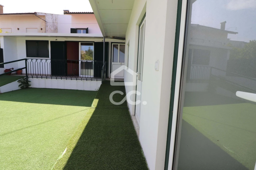 Moradia T9 para Venda em São Martinho do Bispo e Ribeira de Frades Foto 3