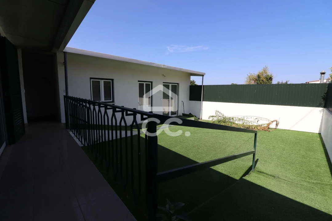 Moradia T9 para Venda em São Martinho do Bispo e Ribeira de Frades Foto 5