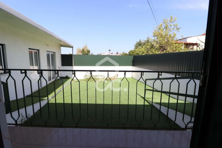 Moradia T9 para Venda em São Martinho do Bispo e Ribeira de Frades Foto 2