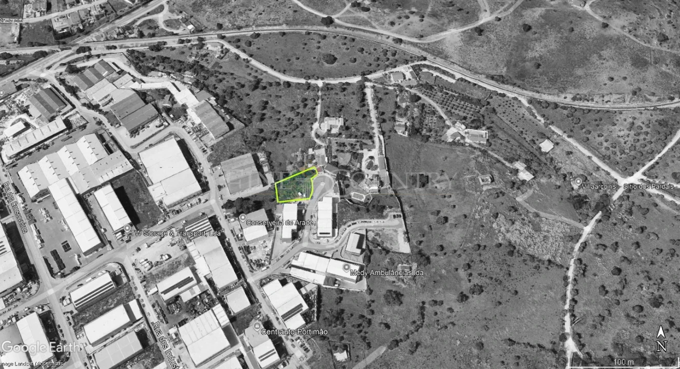 Terreno para Venda em Estômbar e Parchal Foto 1