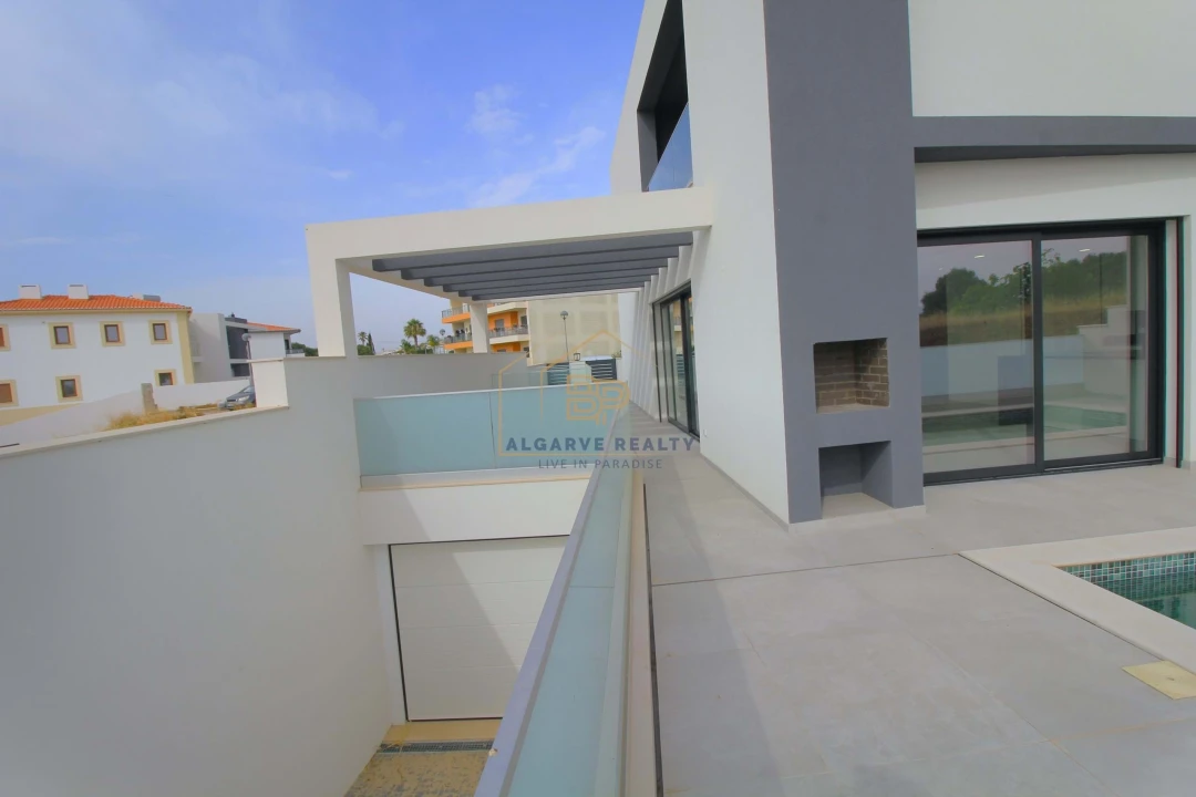 Negócio para Venda em Mexilhoeira Grande Foto 37