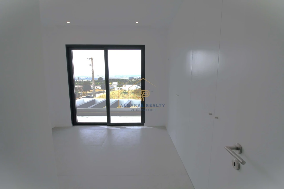 Negócio para Venda em Mexilhoeira Grande Foto 24