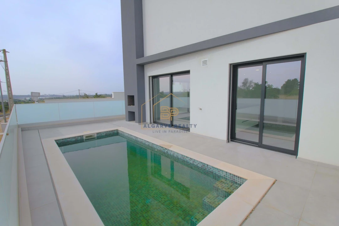 Negócio para Venda em Mexilhoeira Grande Foto 36