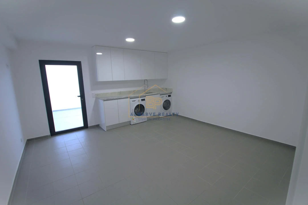 Negócio para Venda em Mexilhoeira Grande Foto 39