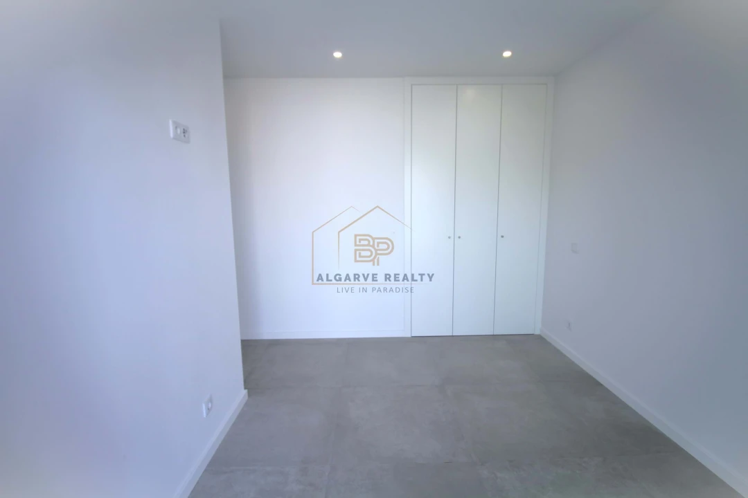 Negócio para Venda em Mexilhoeira Grande Foto 22