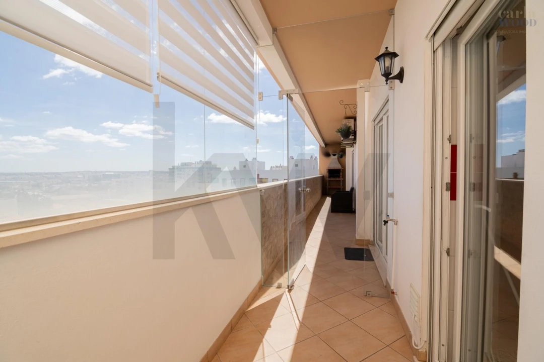 Apartamento T3 para Arrendamento férias em Portimão Foto 18