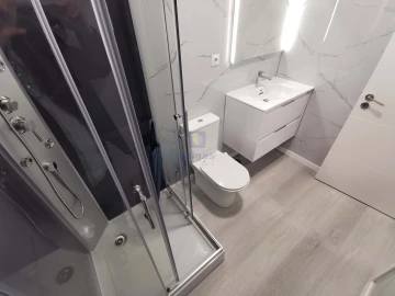 Apartamento T2 para Venda em Oeiras e São Julião da Barra, Paço de Arcos e Caxias