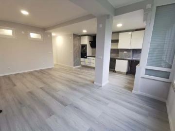Apartamento T2 para Venda em Oeiras e São Julião da Barra, Paço de Arcos e Caxias