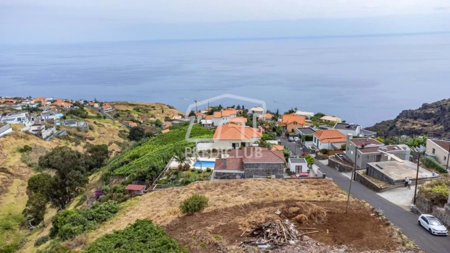 Terreno para Venda em Estreito da Calheta Foto 18