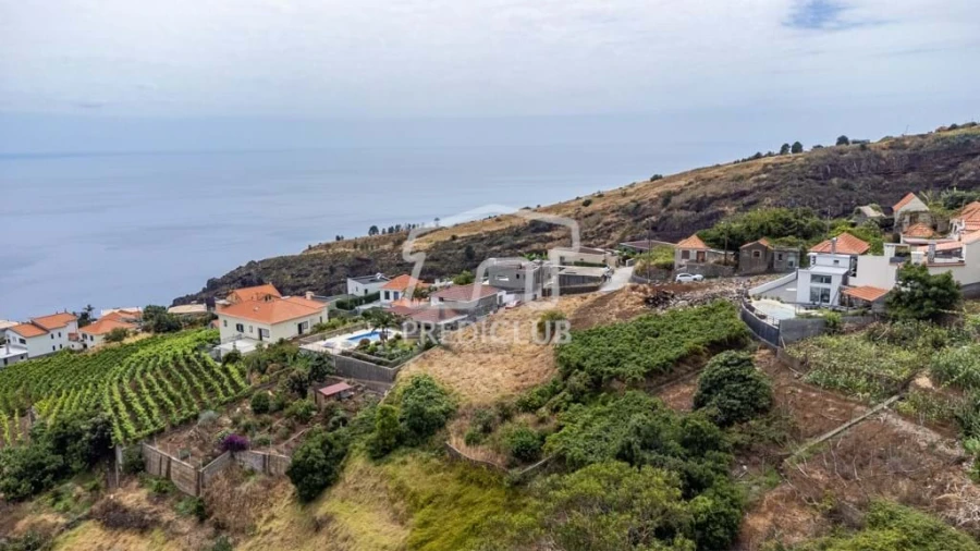 Terreno para Venda em Estreito da Calheta Foto 17