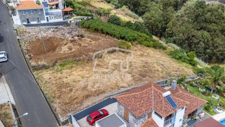 Terreno para Venda em Estreito da Calheta Foto 10