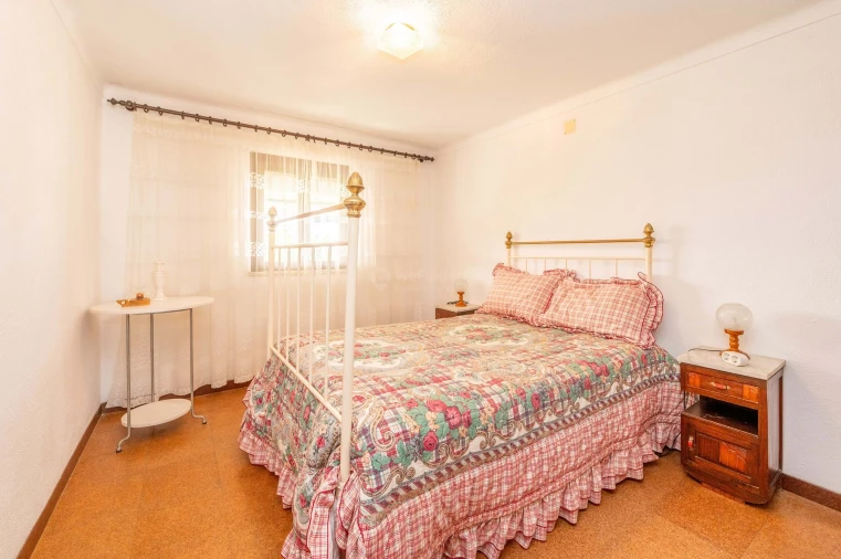 Moradia T7 para Venda em Gafete Foto 34