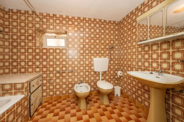 Moradia T7 para Venda em Gafete Foto 36