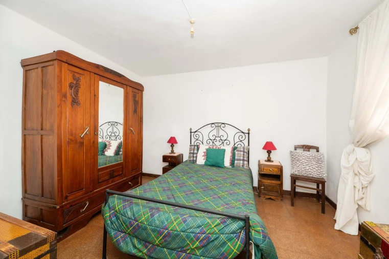 Moradia T7 para Venda em Gafete Foto 44