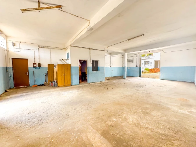 Armazém para Venda em Loule (São Clemente) Foto 3