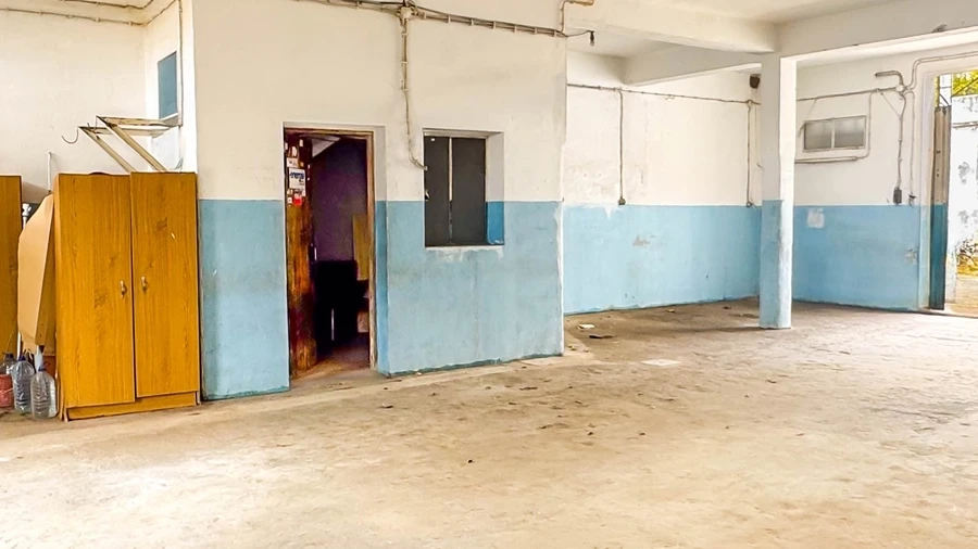 Armazém para Venda em Loule (São Clemente)