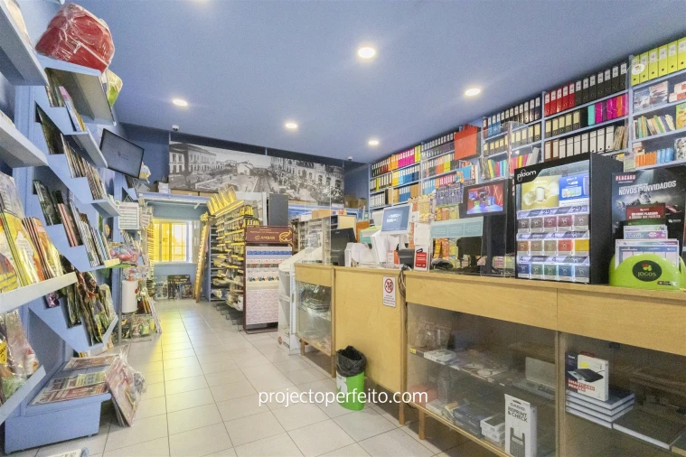 Loja para Trespasse em Anta e Guetim Foto 3