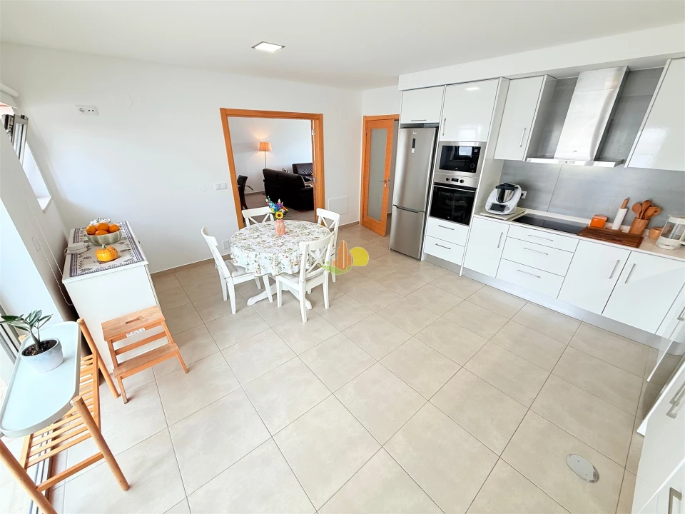 Moradia T5 para Venda em Vila Verde Foto 3