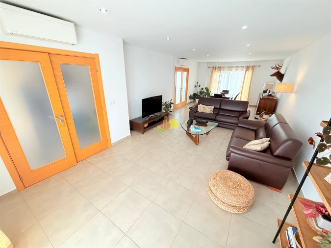 Moradia T5 para Venda em Vila Verde Foto 11