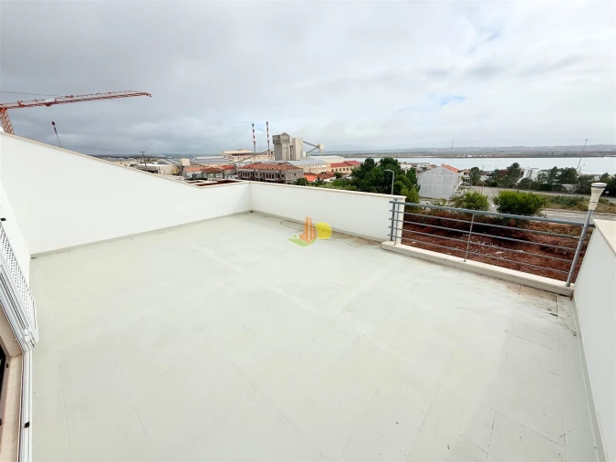 Moradia T5 para Venda em Vila Verde Foto 32