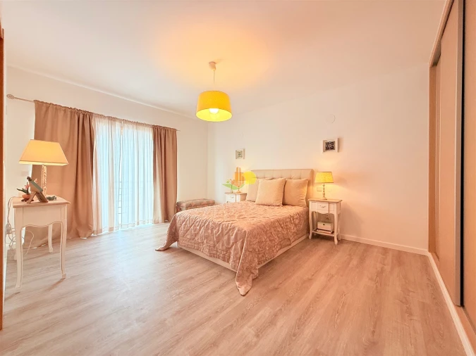 Moradia T5 para Venda em Vila Verde Foto 18