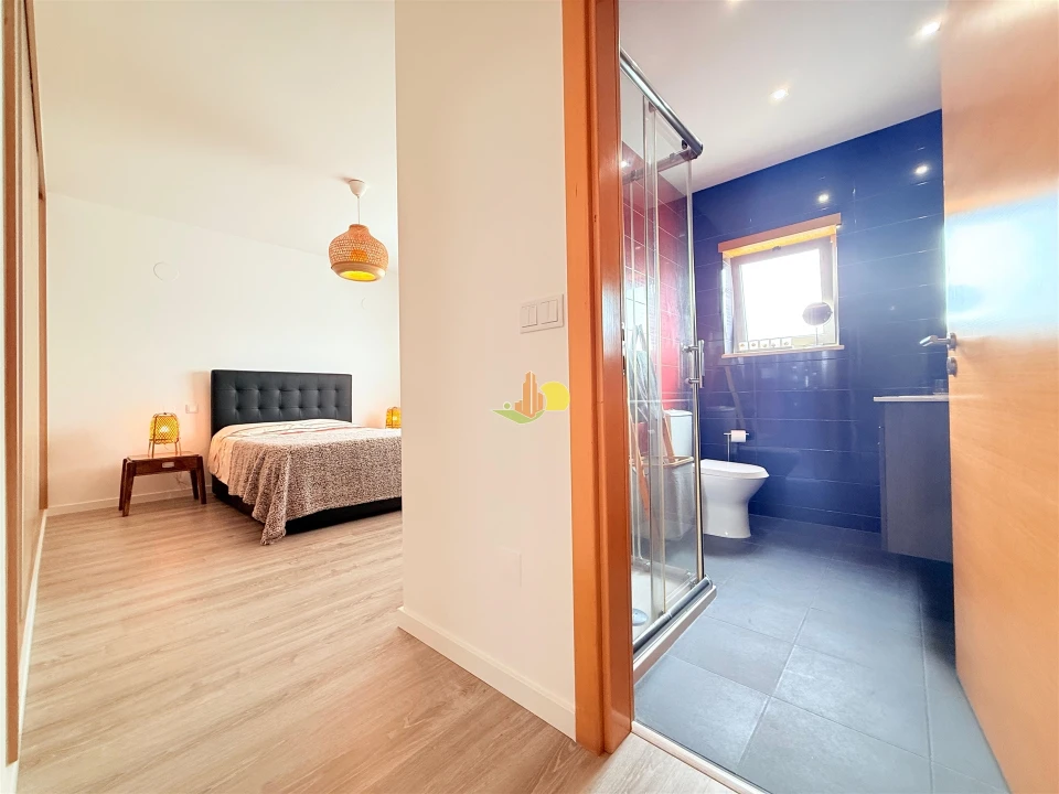 Moradia T5 para Venda em Vila Verde Foto 26