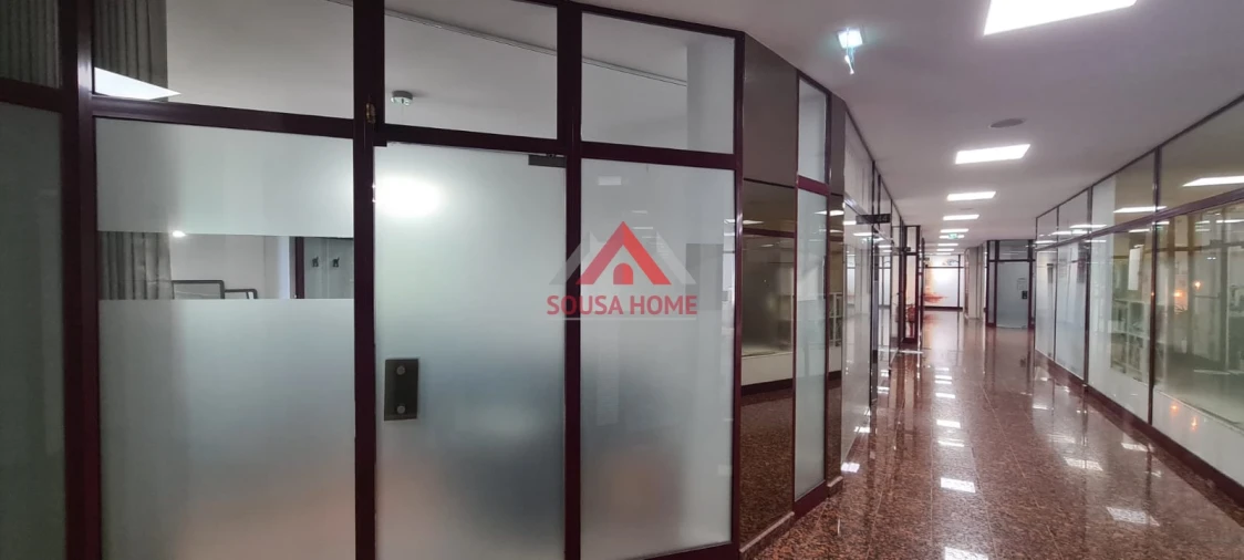 Loja para Arrendamento em Leiria, Pousos, Barreira e Cortes Foto 7