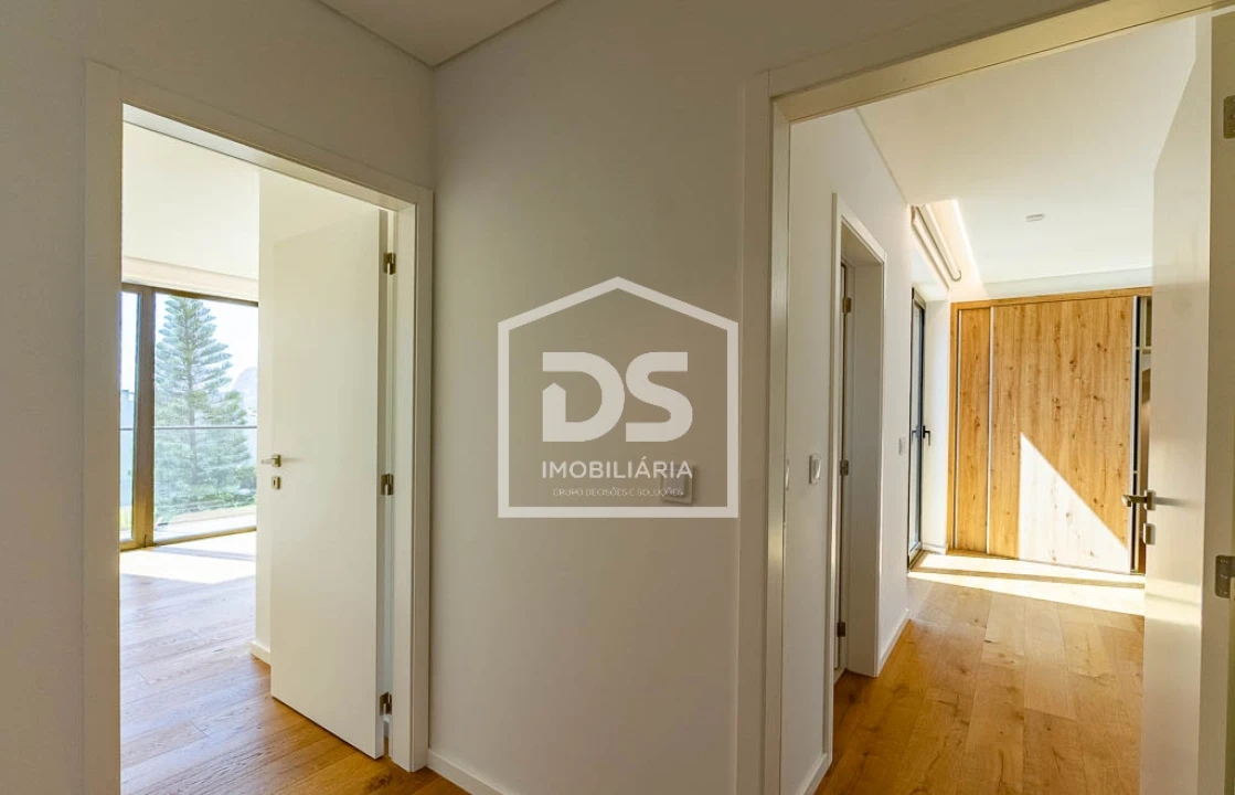 Apartamento T2 para Venda em São Martinho Foto 13