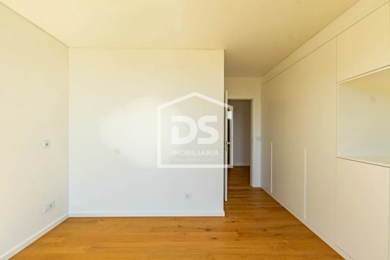 Apartamento T2 para Venda em São Martinho Foto 18