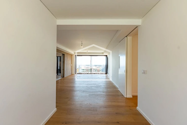 Apartamento T2 para Venda em São Martinho Foto 10