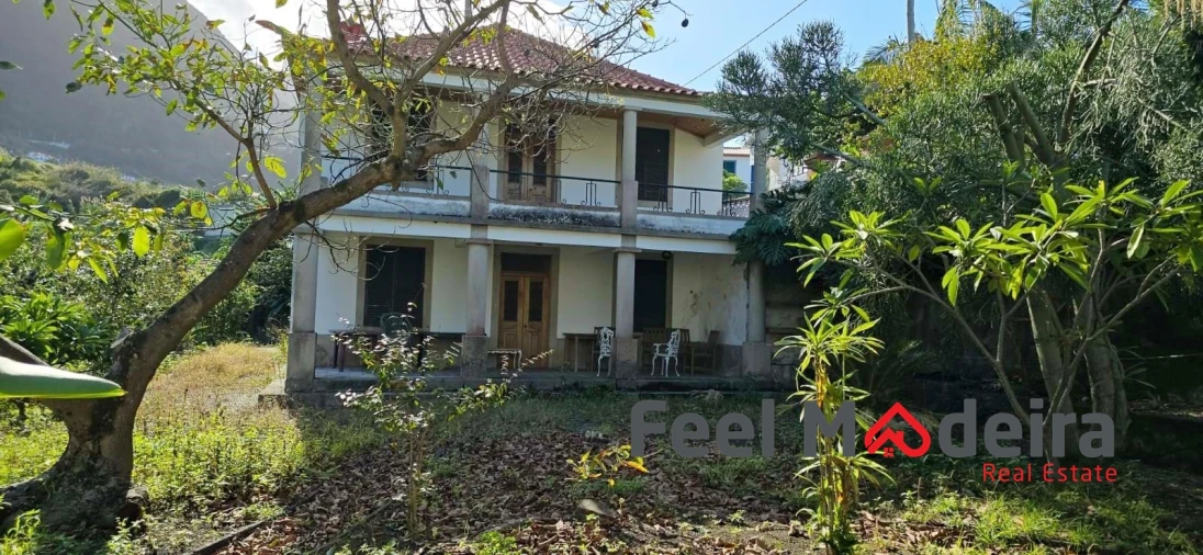 Moradia T4 para Venda em Ponta Delgada Foto 3