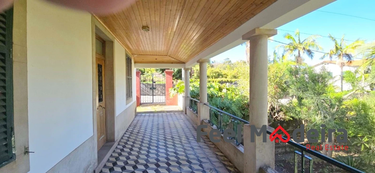 Moradia T4 para Venda em Ponta Delgada Foto 4