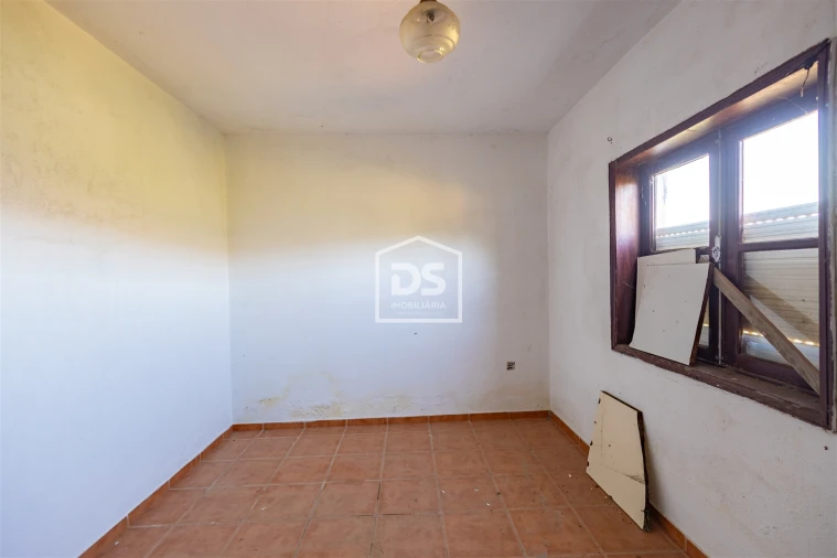 Moradia T4 para Venda em Santa Maria de Sardoura Foto 18