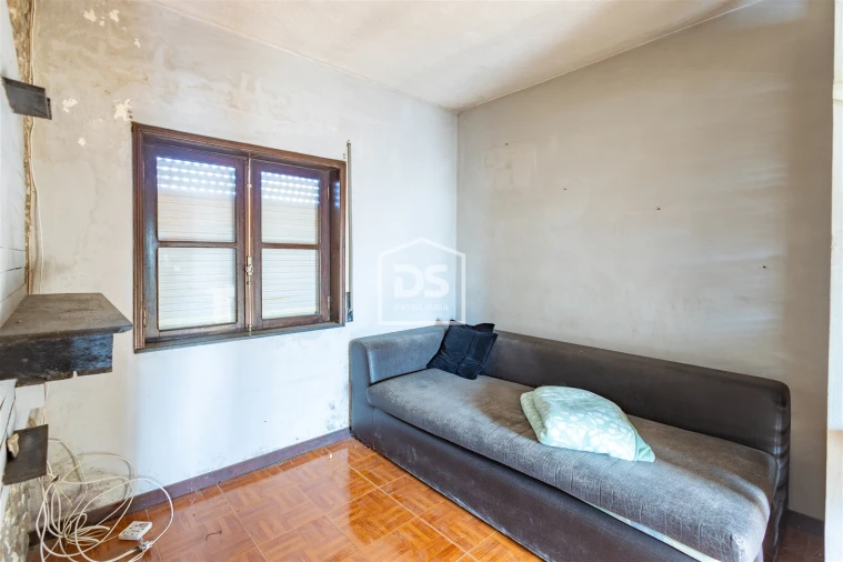 Moradia T4 para Venda em Santa Maria de Sardoura Foto 16