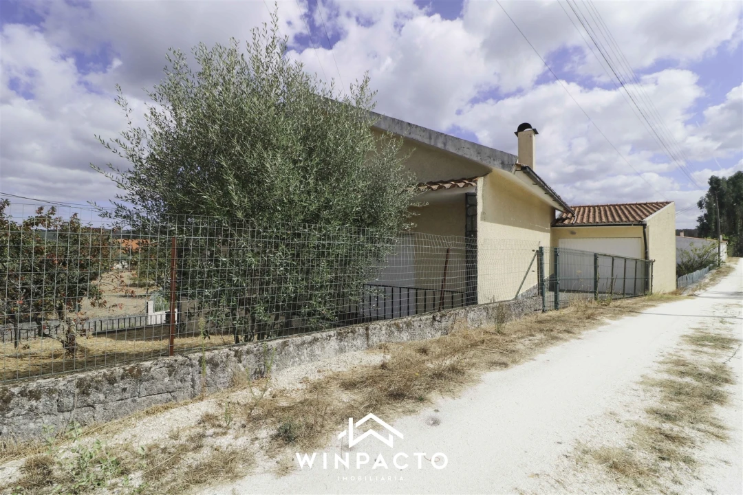 Moradia T2 para Venda em Freixiosa Foto 64