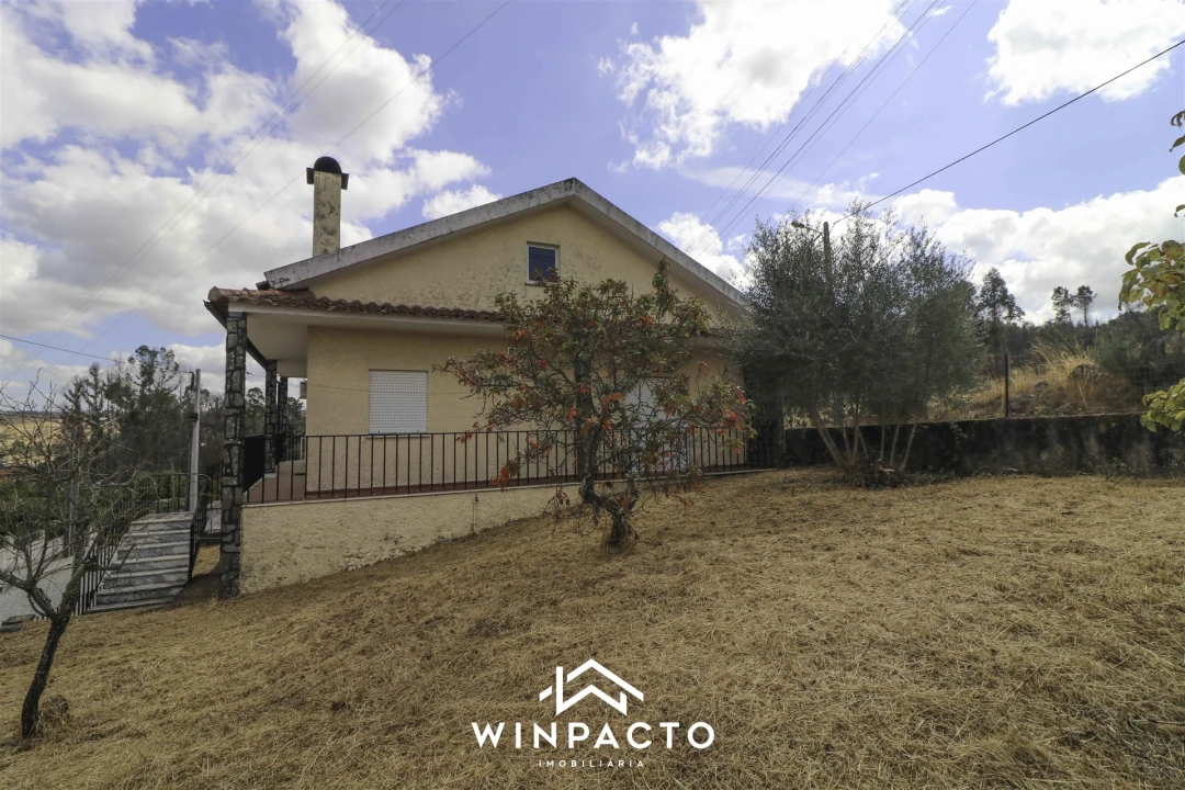 Moradia T2 para Venda em Freixiosa Foto 57