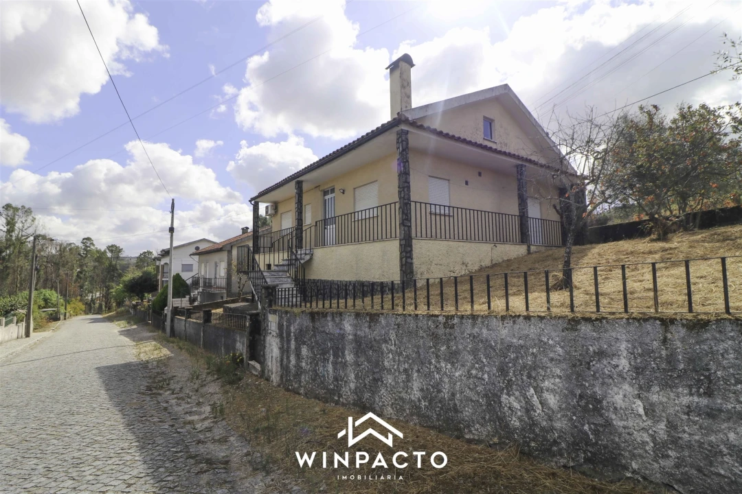 Moradia T2 para Venda em Freixiosa Foto 68