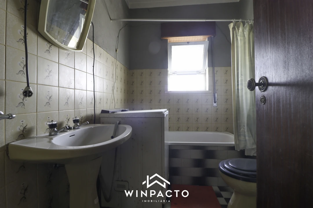 Moradia T2 para Venda em Freixiosa Foto 33