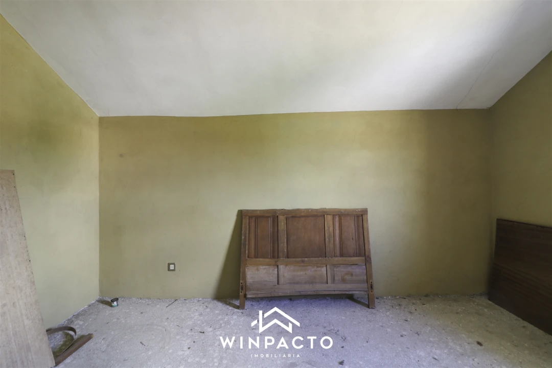 Moradia T2 para Venda em Freixiosa Foto 40