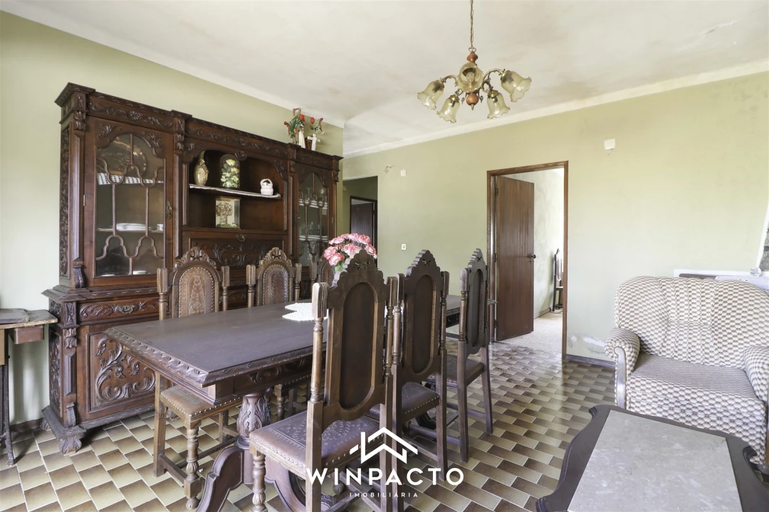 Moradia T2 para Venda em Freixiosa Foto 18