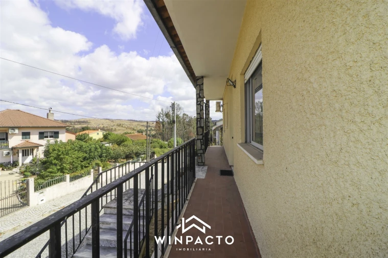 Moradia T2 para Venda em Freixiosa Foto 48