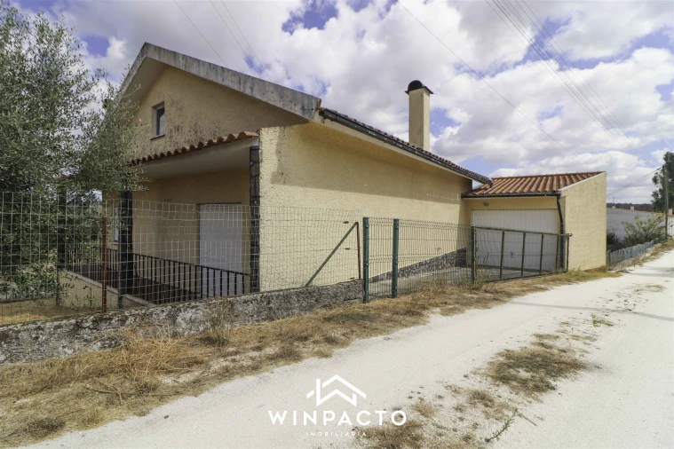 Moradia T2 para Venda em Freixiosa Foto 66