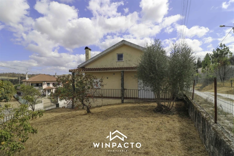 Moradia T2 para Venda em Freixiosa Foto 61