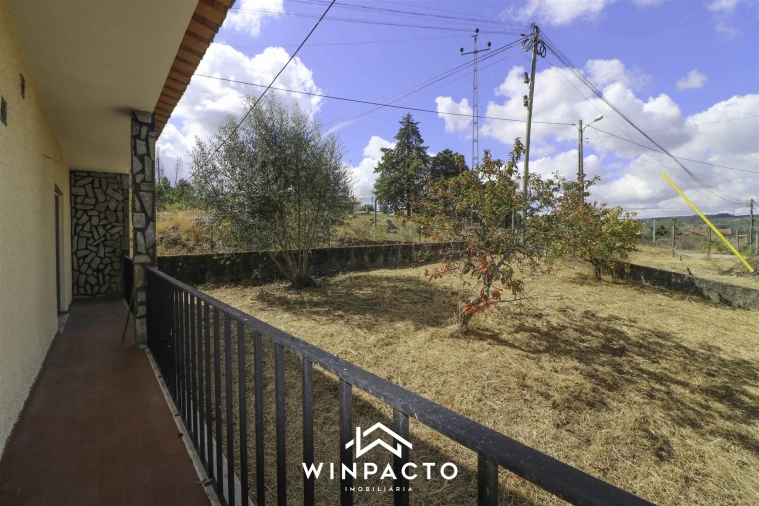 Moradia T2 para Venda em Freixiosa Foto 47