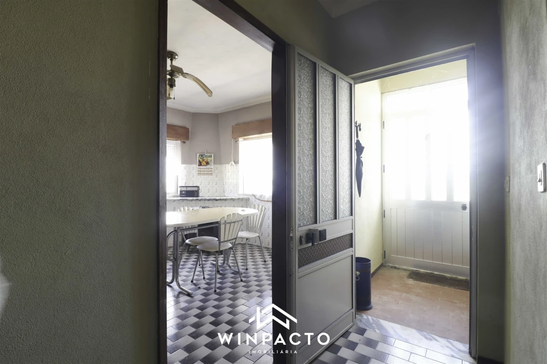 Moradia T2 para Venda em Freixiosa Foto 37