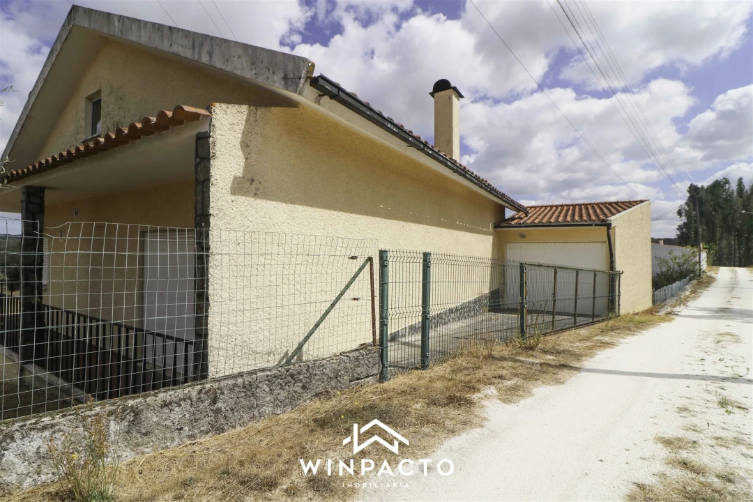 Moradia T2 para Venda em Freixiosa Foto 65