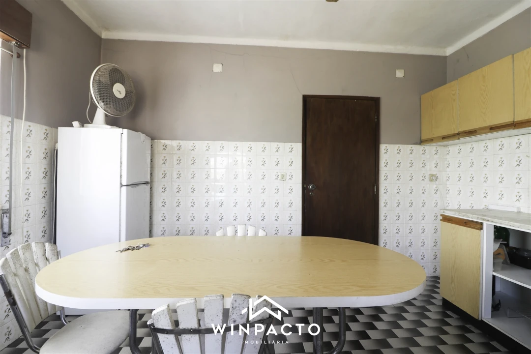 Moradia T2 para Venda em Freixiosa Foto 13