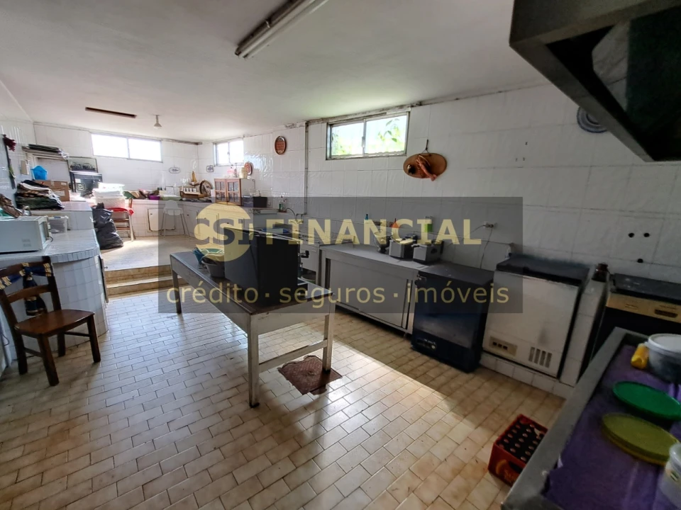 Quinta T9 para Venda em Santa Maria de Lamas Foto 9