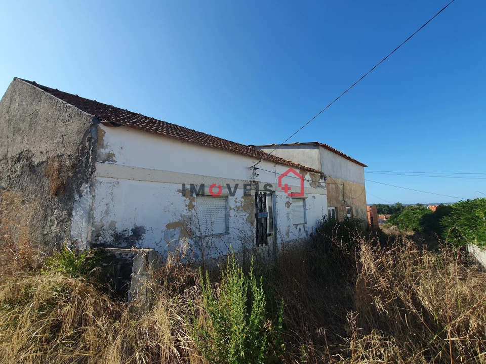 Moradia T4 para Venda em Alfarelos Foto 3