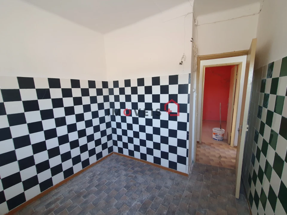 Moradia T4 para Venda em Alfarelos Foto 10